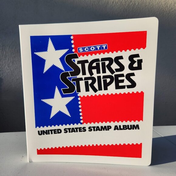 New Scott Stars and Stripes United States Stamp Collecting Album 176P093 Binder - Picture 1 of 8